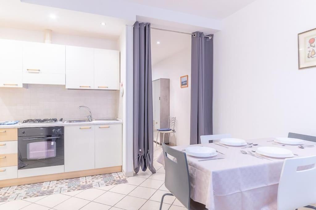 Ferienwohnung Esclusivo Loano Centro Mare A 50 Mt + Wi-Fi Exterior foto